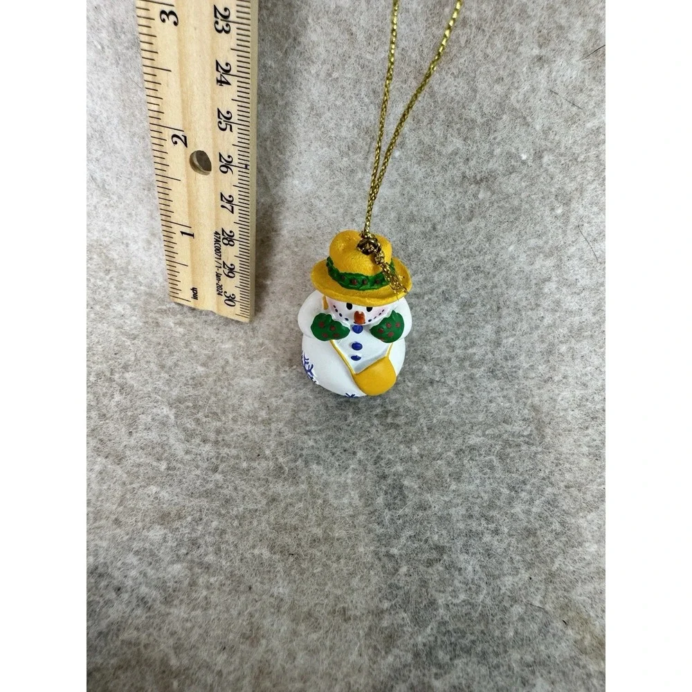 Snowman Gathering Mini Ornaments Set Ceramic Christmas Holiday‎ Collection